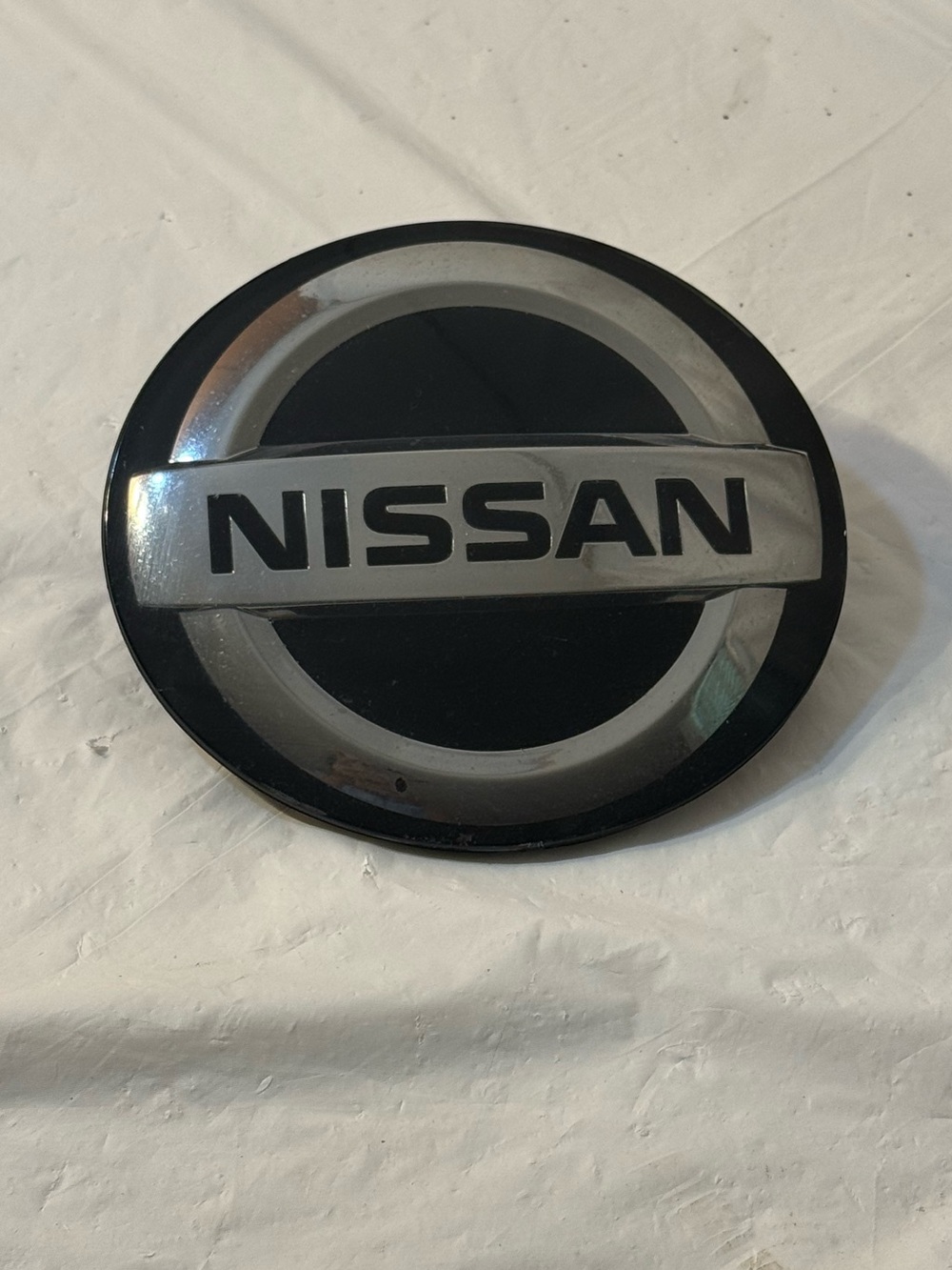 2020-2023 Nissan Altima front grille emblem badge